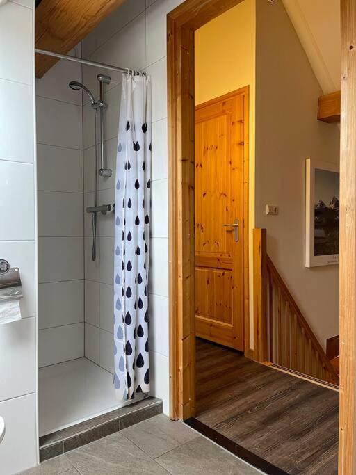 Unieke Houten Villa Met Sauna In Twente - 6P Den Ham Bagian luar foto