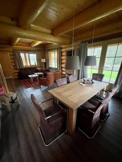 Unieke Houten Villa Met Sauna In Twente - 6P Den Ham Bagian luar foto